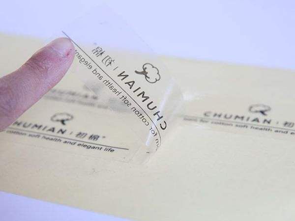 透明不干胶怎么贴不起泡？
